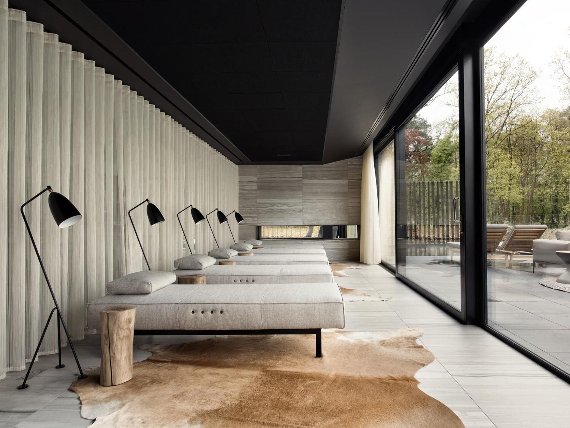 La Butte Aux Bois A Small Luxury Hotel Of The World Lanaken Exterior foto